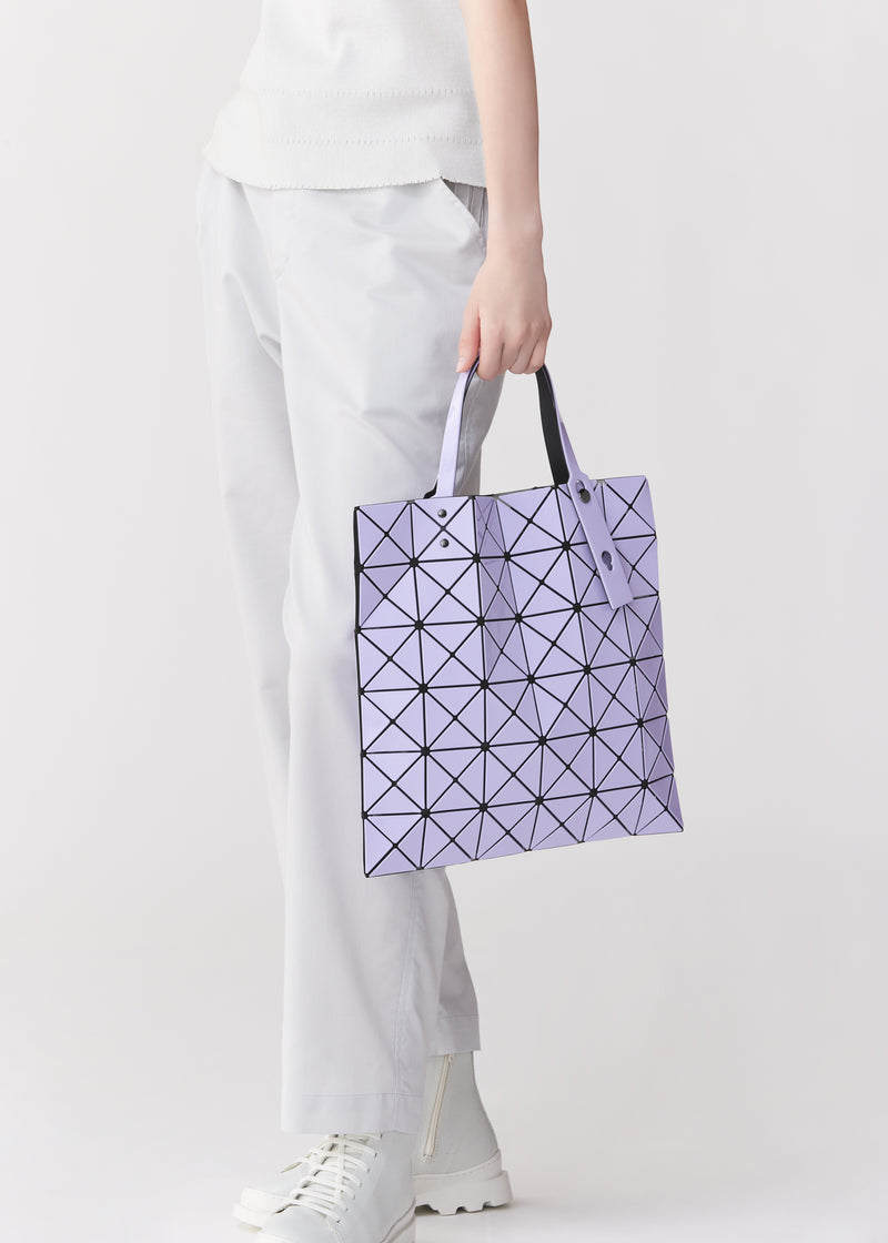 LUCENT GLOSS Tote Lavender | ISSEY MIYAKE EU