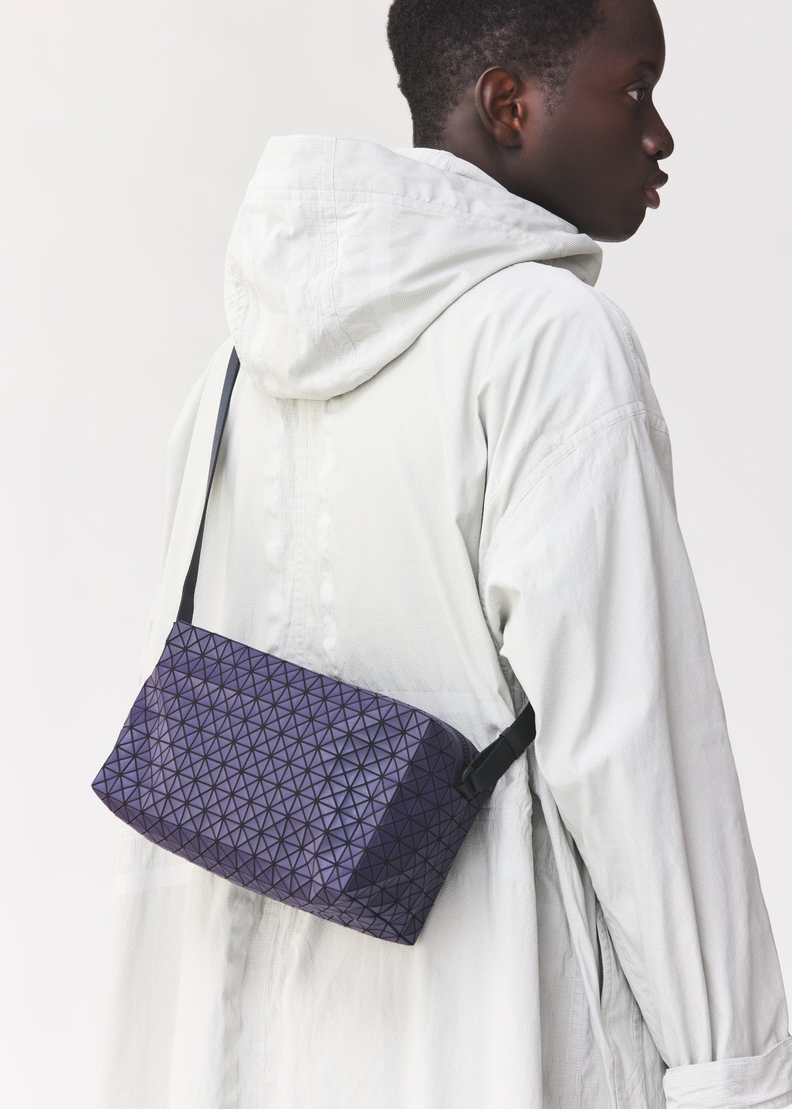 SADDLE BAG Shoulder Bag Purple ISSEY MIYAKE EU