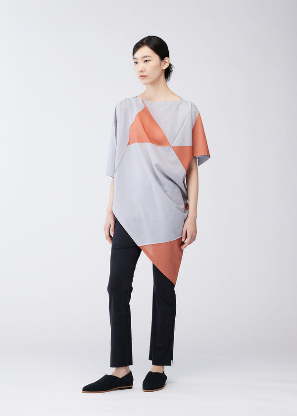 TRIANGLE PRINT T