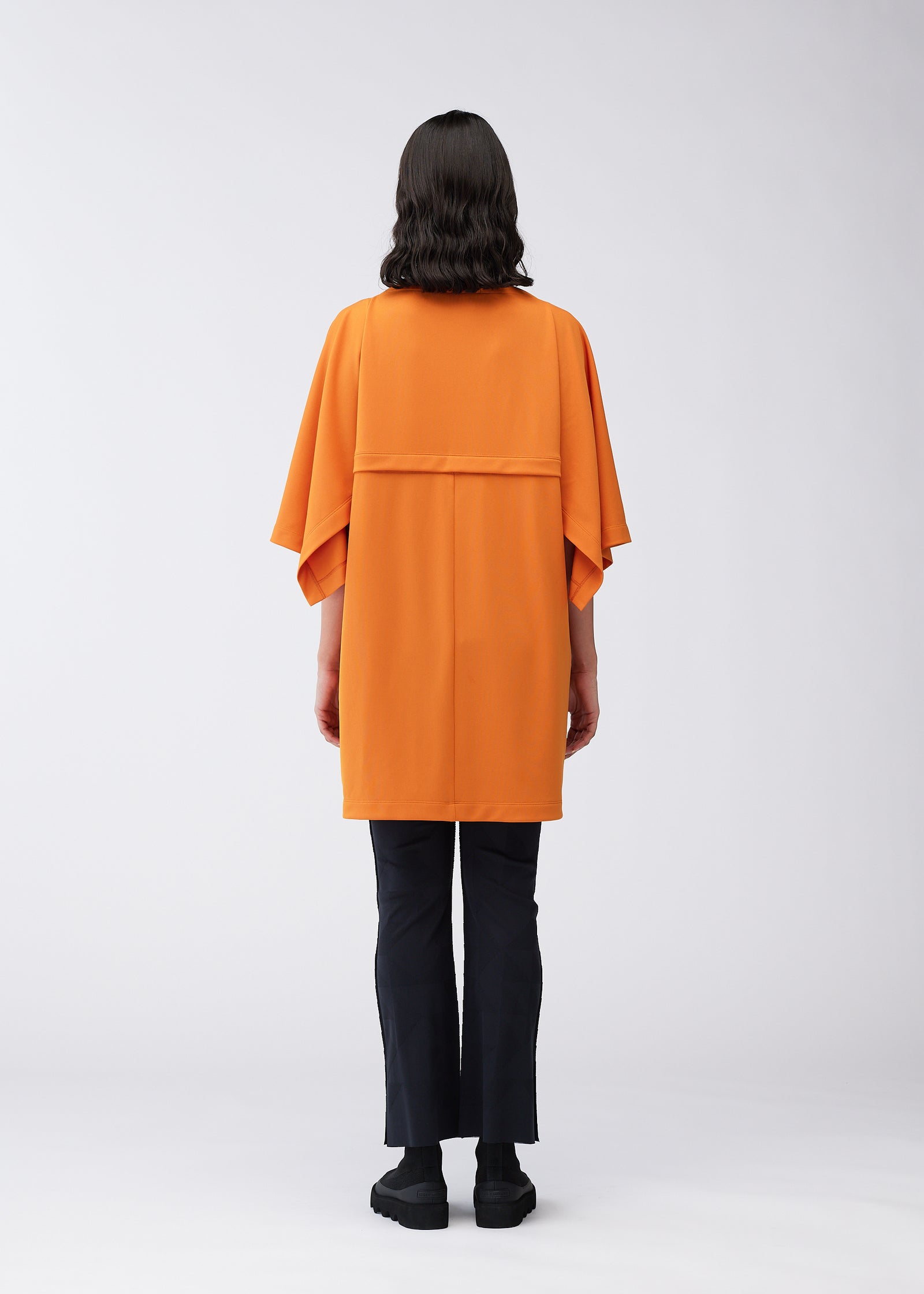 132 5. m2 Tunic Sage Green | ISSEY MIYAKE EU