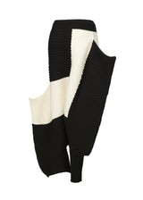 RECTILINEAR Trousers White x Black