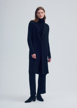 HATCHING PLEATS Coat Black