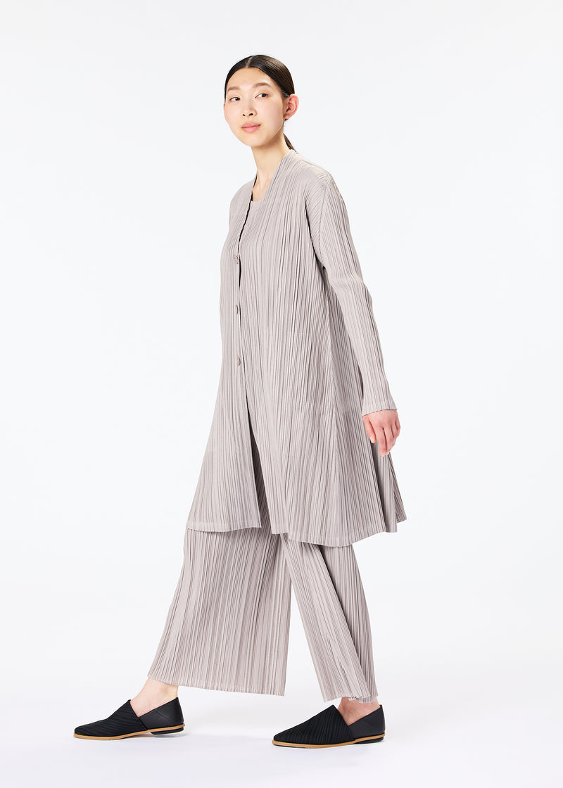 MELLOW PLEATS
