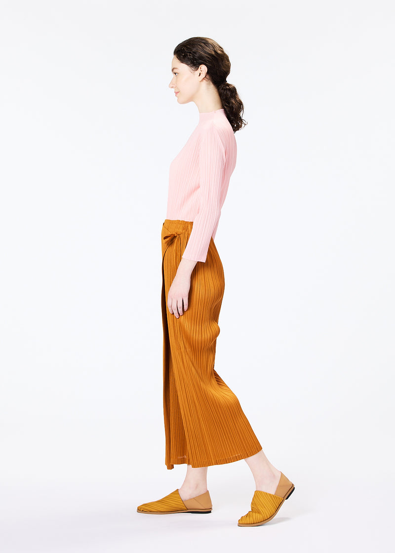 MONTHLY COLORS : FEBRUARY Trousers Light Beige