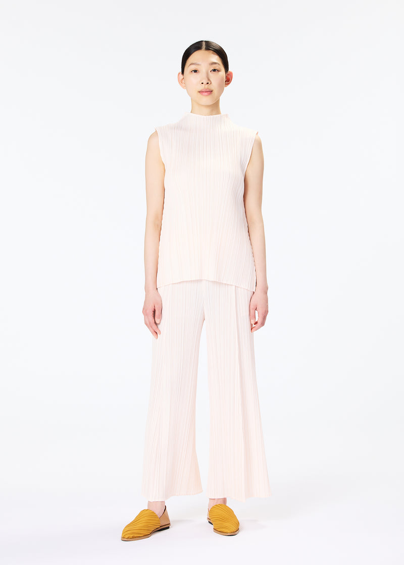 MELLOW PLEATS