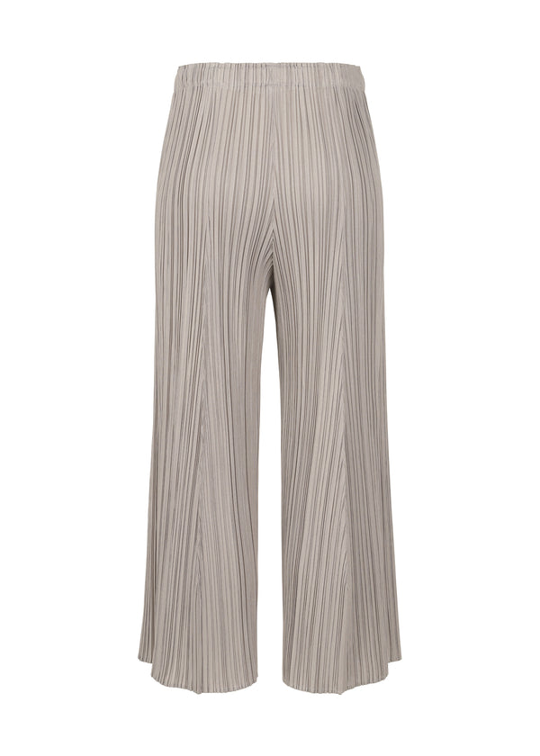 MELLOW PLEATS