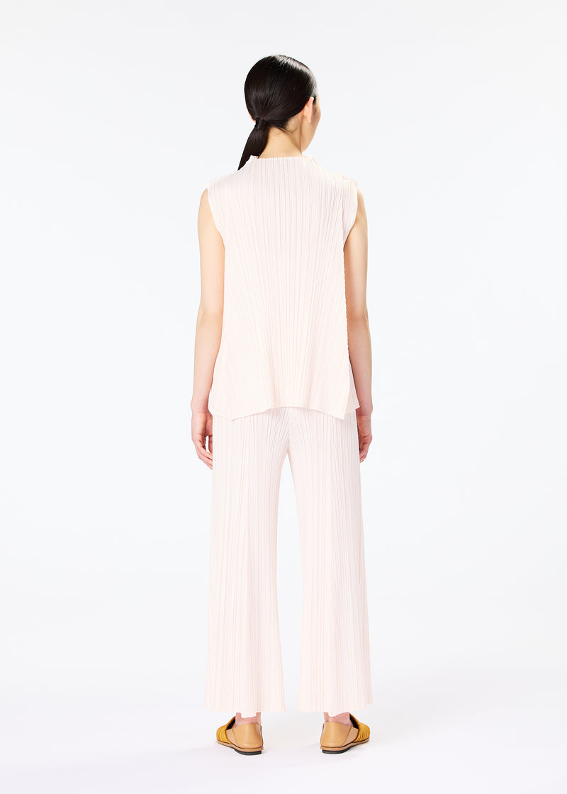 MELLOW PLEATS