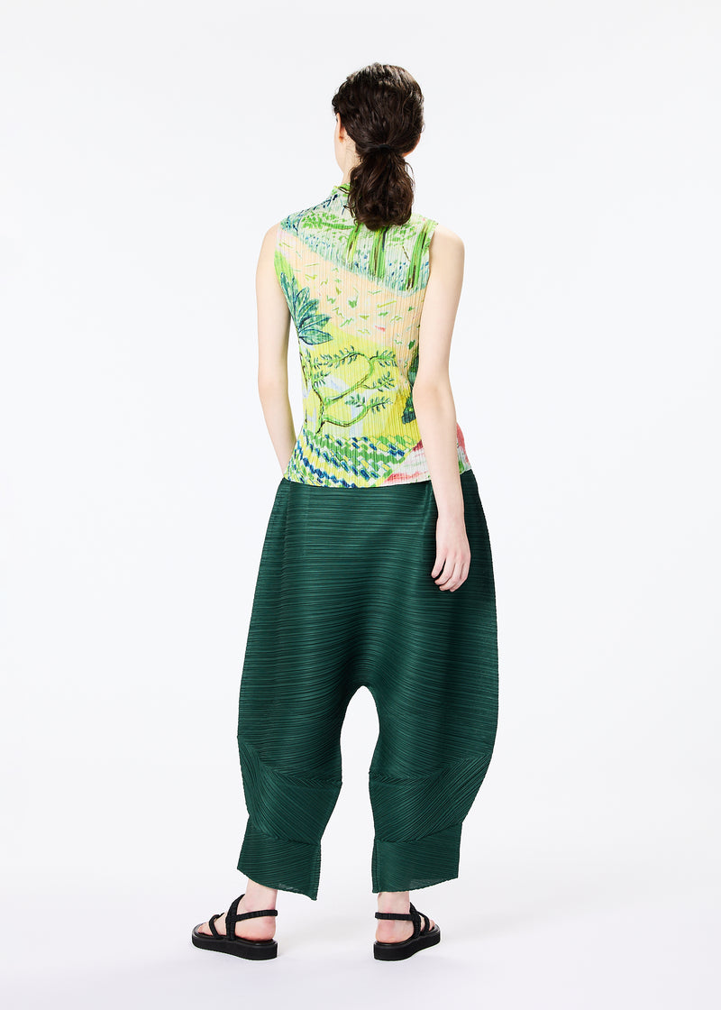 PROMENADE Top Green | ISSEY MIYAKE EU